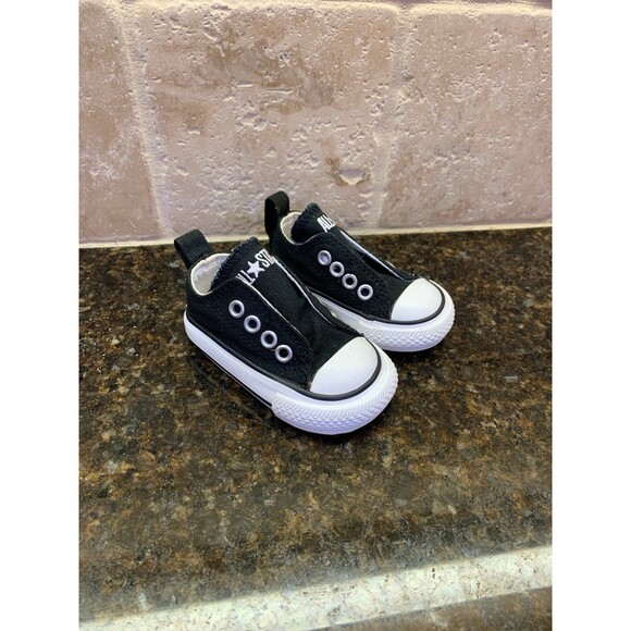 Converse CTAS Infant Simple Slip On Sneakers Black Size 2 Like New - Picture 1 of 6